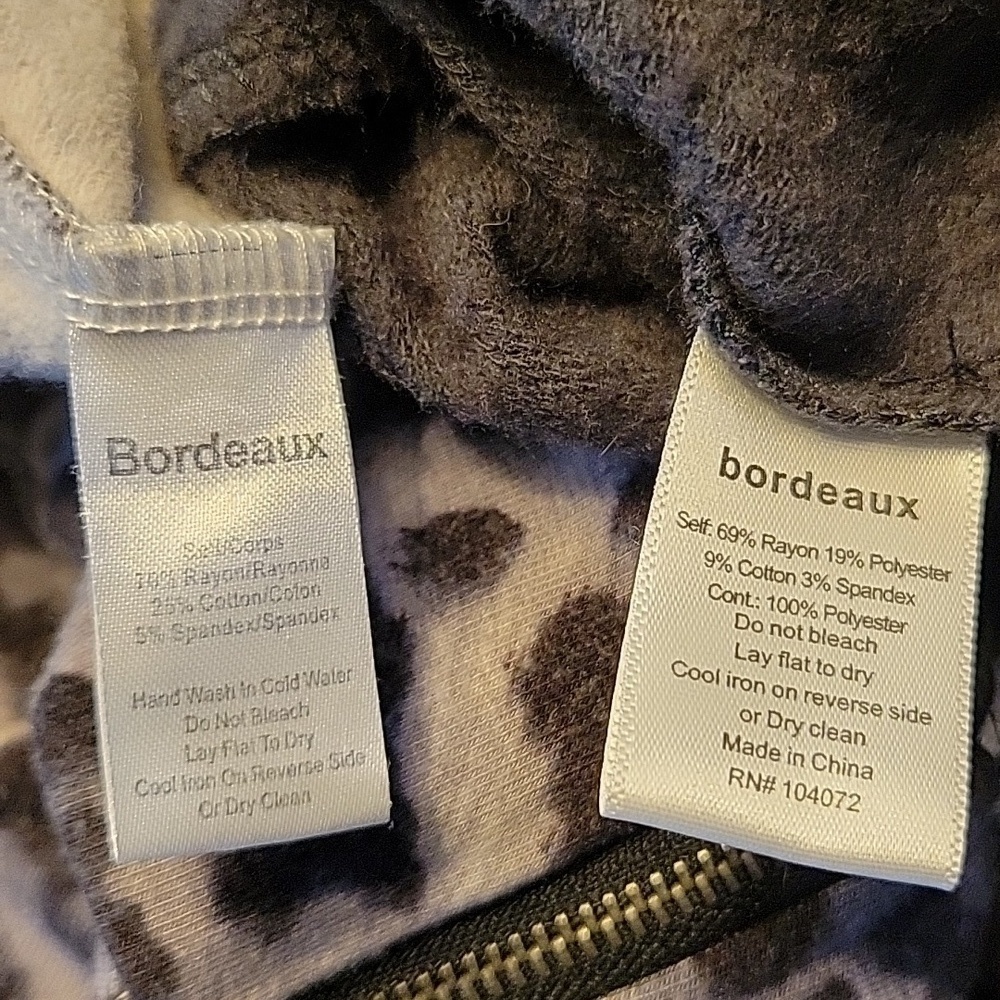 Two Sweater Bundle. - Picture 5 of 9